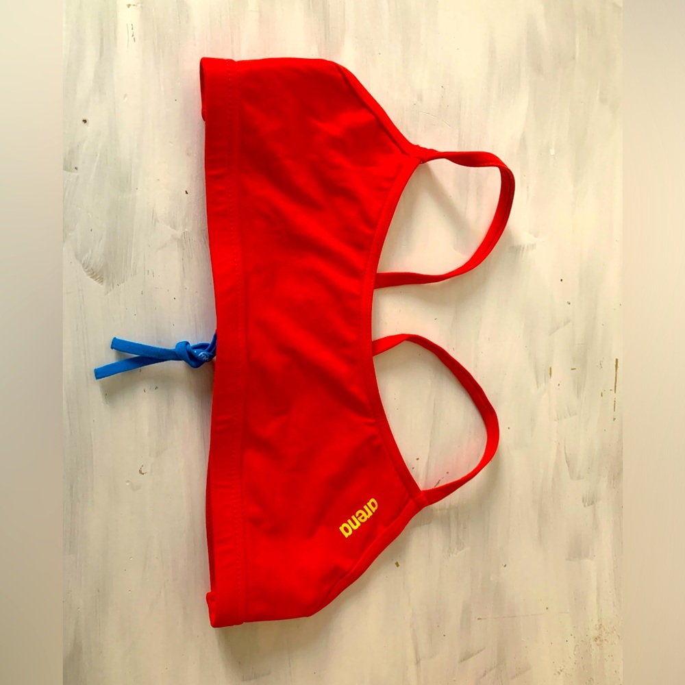 Arena sports swim suit